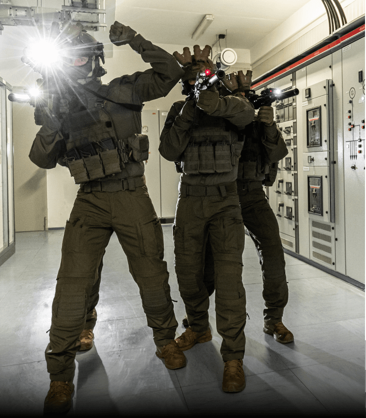 UF PRO STRIKER COMBAT GEAR