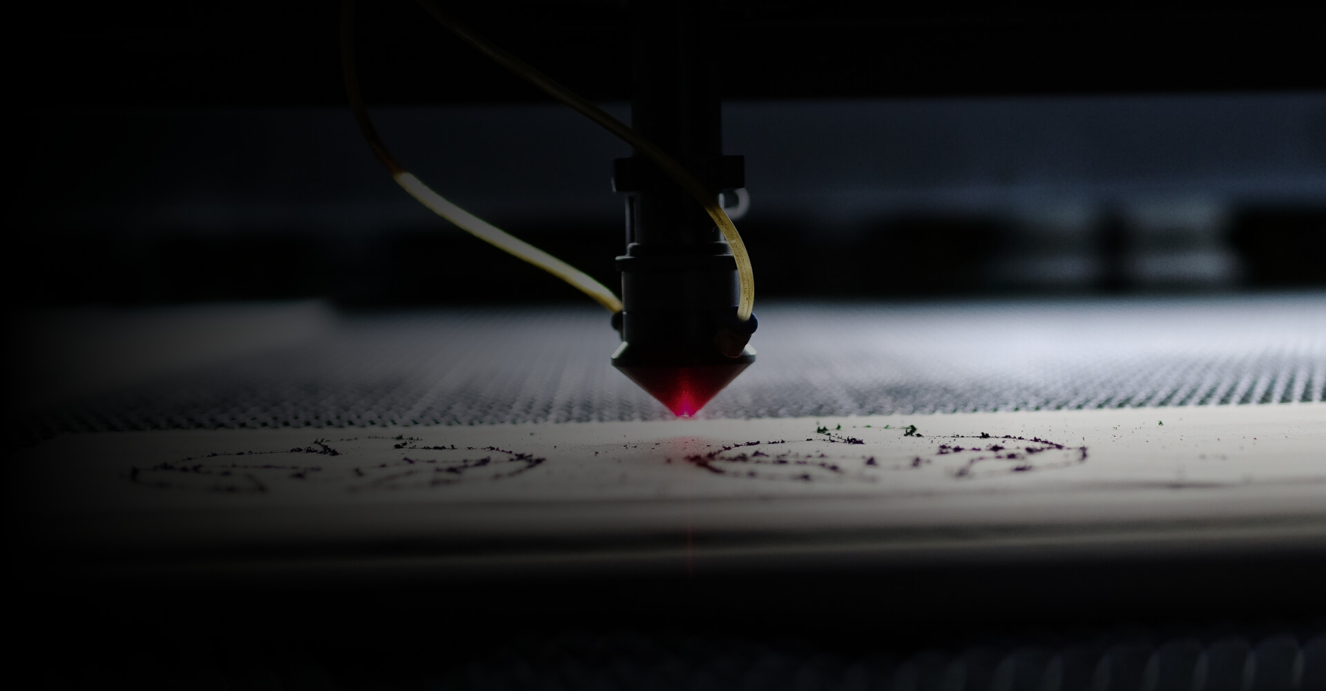 WORLD CLASS MATERIALS COMBINED WITH INNOVATIVE TECHNOLOGIES. Only top-class materials make top-class products.