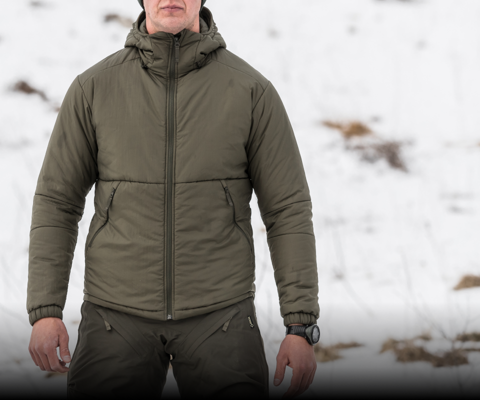 Izjemno lahka zimska jakna, ki nudi zanesljivo toploto in jo je mogoče zložiti na neverjetno majhno velikost. 