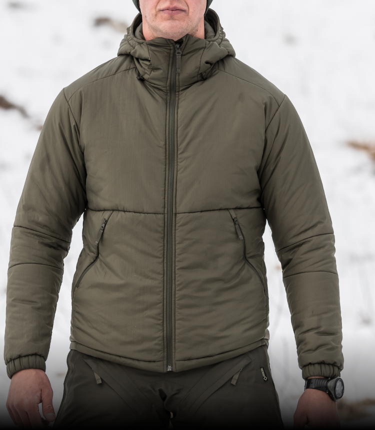 Izjemno lahka zimska jakna, ki nudi zanesljivo toploto in jo je mogoče zložiti na neverjetno majhno velikost. 