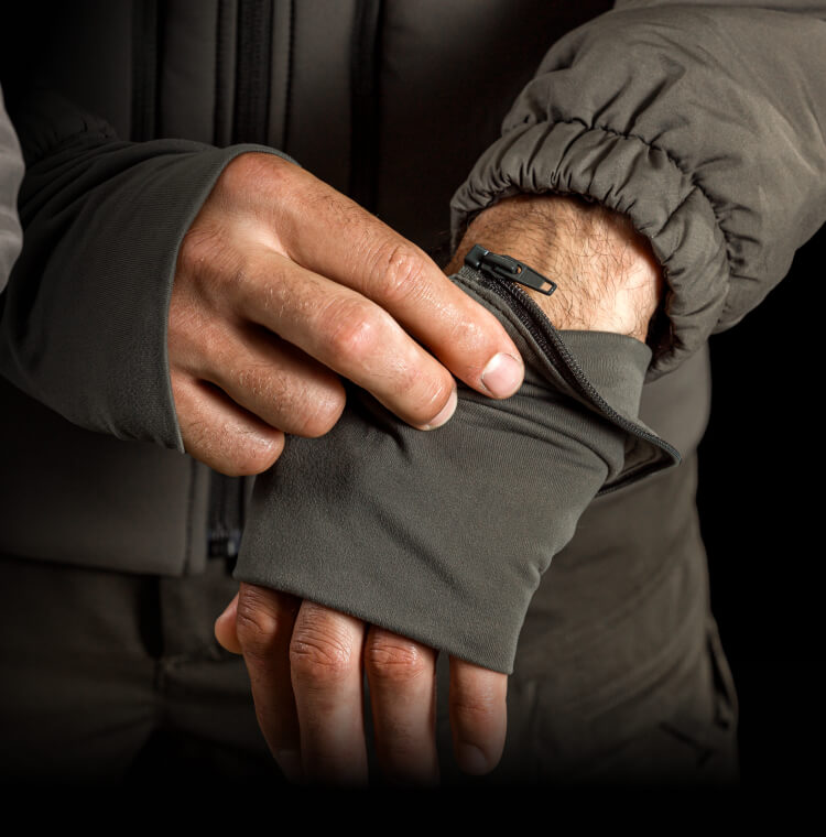 Wrist warmers 2